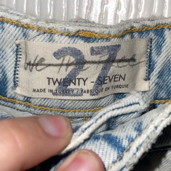 NEW FREE PEOPLE Revolve Light Wash Distressed High Rise Straight Leg Jeans Sz 27 - Picture 11 of 12